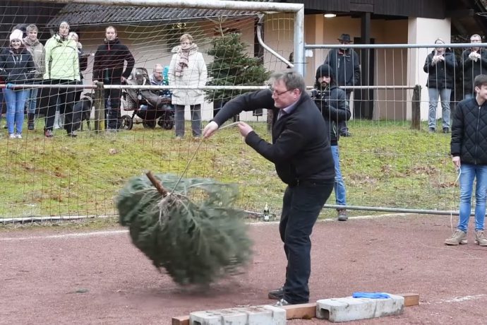 метание елок